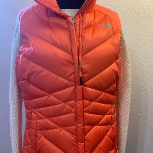 Womens 550 Northface Vest Iridescent Coral Size large